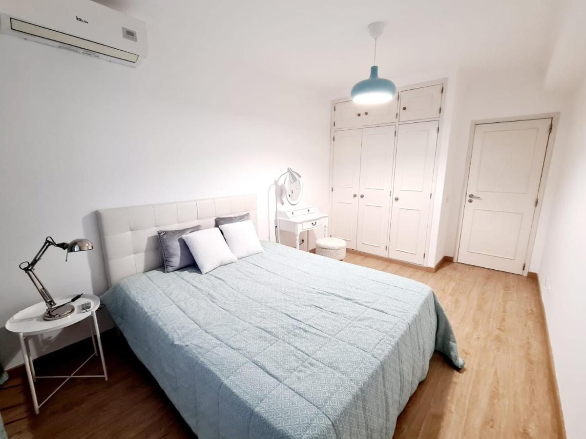 Central And New Fancy 2 Bedroom Apart.W/ 2 Wc Faro Luaran gambar